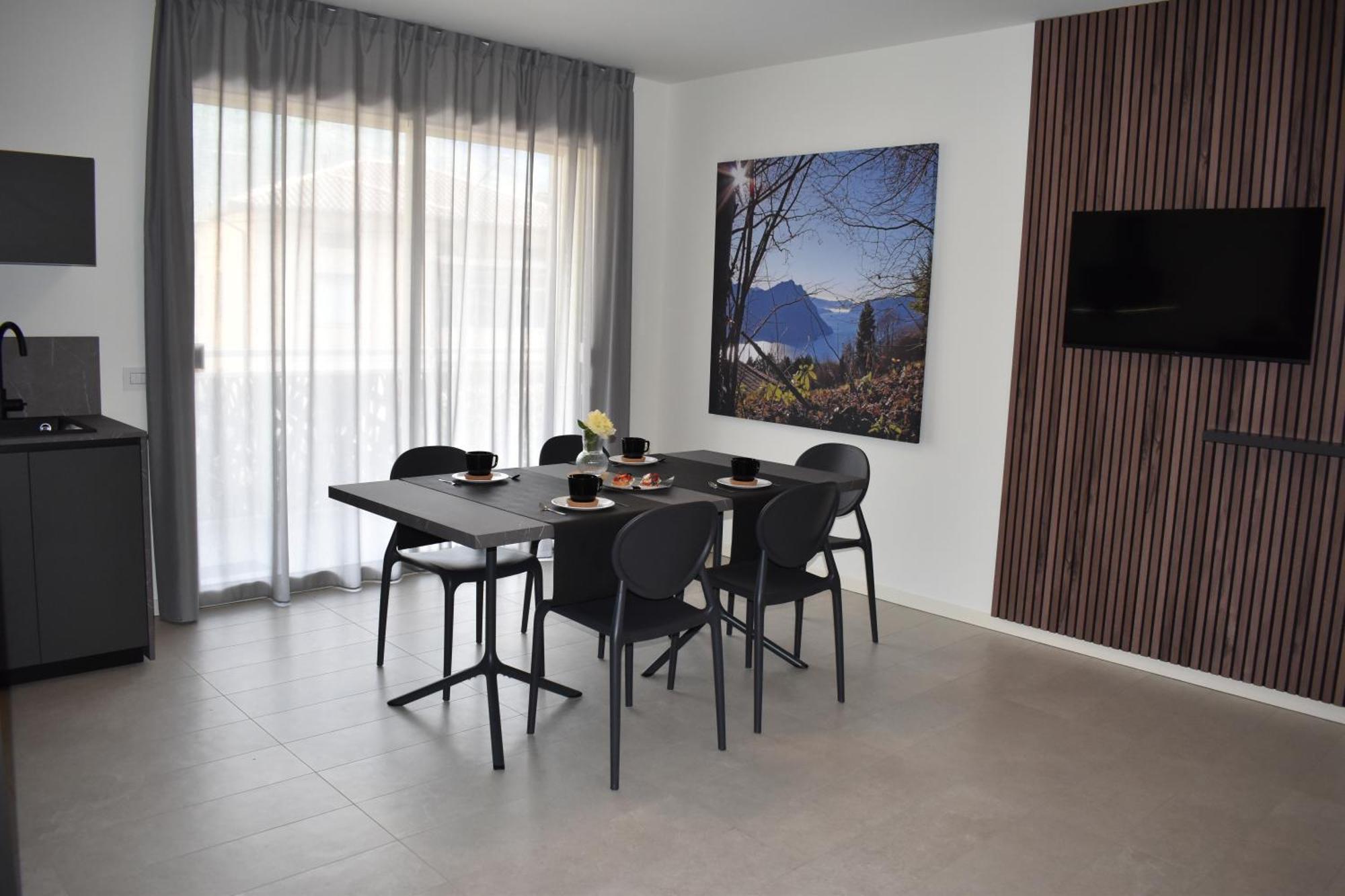 Appartamento Baia Delle Rose Via Roma 111 Costa Volpino Esterno foto